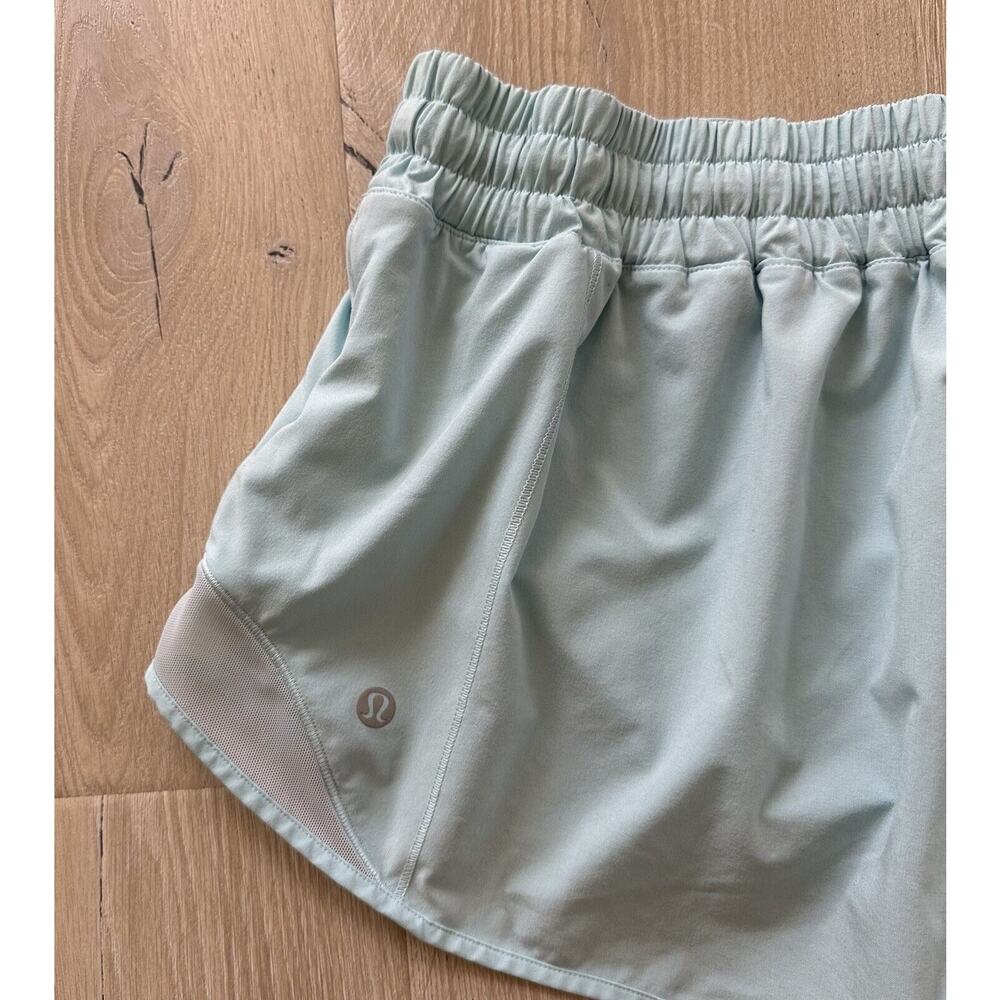 Lululemon Hotty Hot Shorts Lined 2.5" - Picture 7 of 11